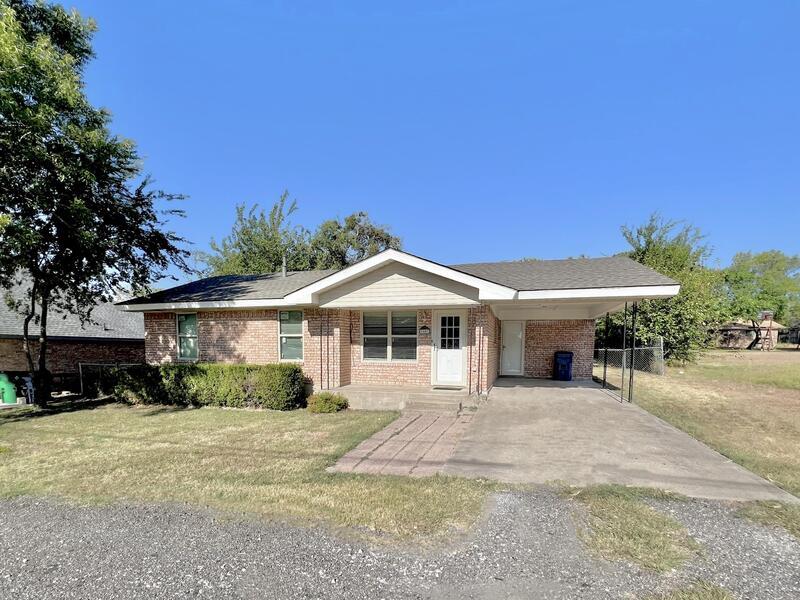 1607 N Mcdonald Ave, Decatur, TX 76234 House Rental in Decatur, TX