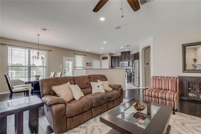 Foto del edificio - 1004 Lily Pad Ln