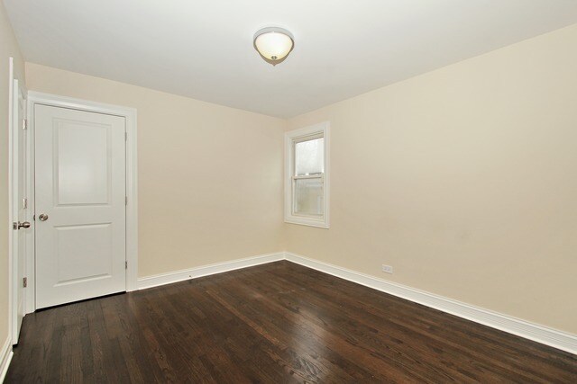 Foto del edificio - 648 23rd Ave