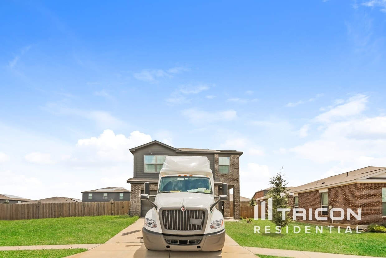 Foto principal - 630 Delta Downs Dr