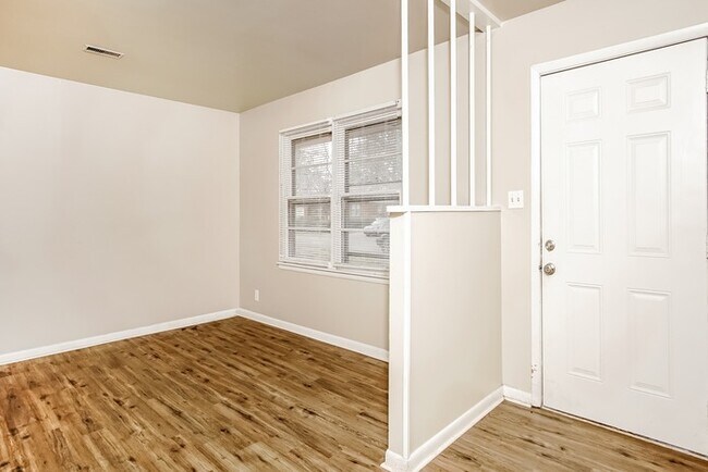 Foto del edificio - Adorable 3 Bedroom in Huntsville