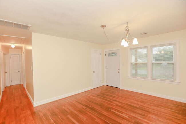 Foto del edificio - Gorgeous home rental in Virginia Beach!