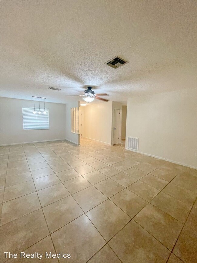Foto del edificio - 2 br, 2 bath House - 218 Temple Cir