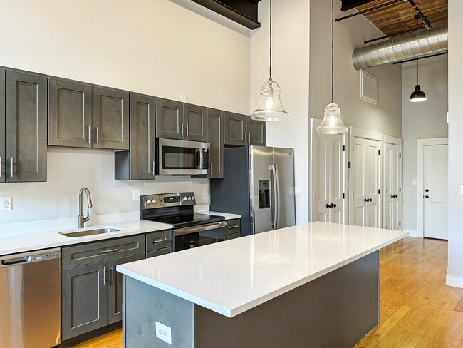 Building Photo - Jefferson Mills