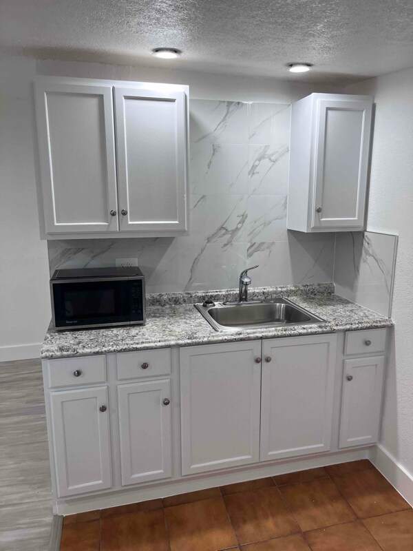 10445 SW 43rd Terrace, Miami, FL 33165 House Rental in Miami, FL