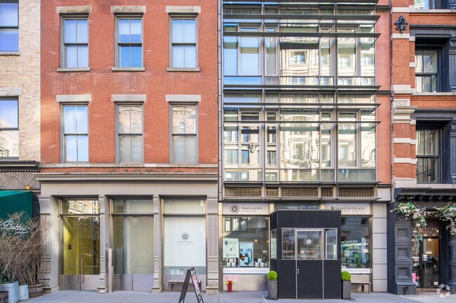 Building Photo - 114-116 Hudson St