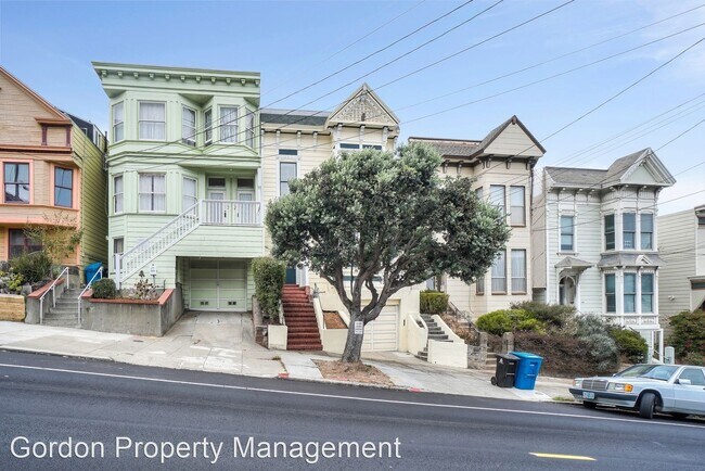 Building Photo - 3 br, 1.5 bath House - 454 Clipper Street