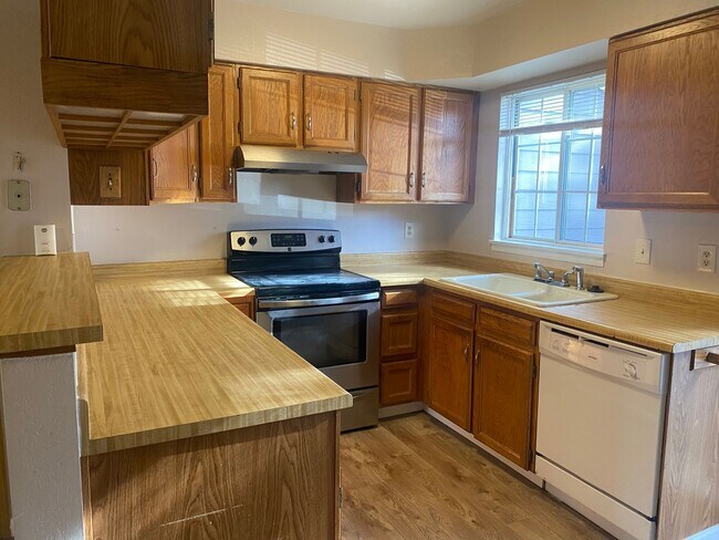 Foto del edificio - Charming 2 Bed/1.5 Townhome in Fabulous Lafayette Location!