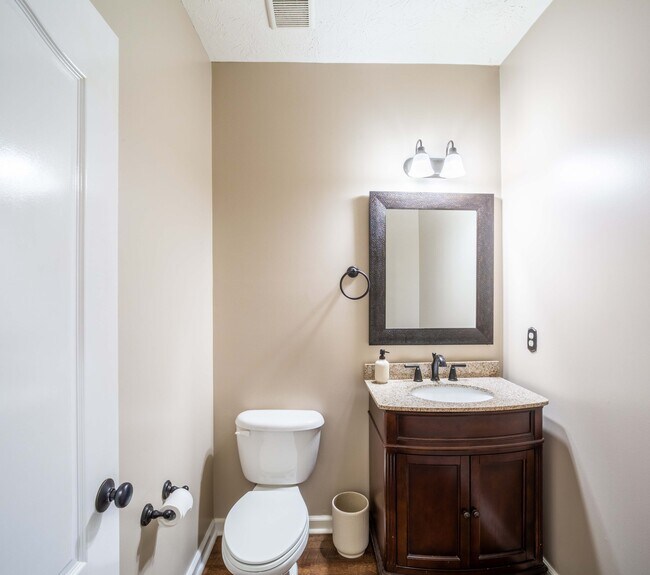 Foto del edificio - 2 Brentview Dr