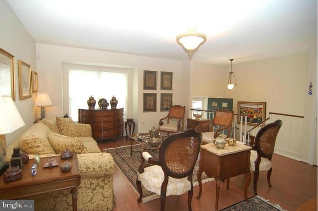 Building Photo - 123 Lazy Hollow Dr