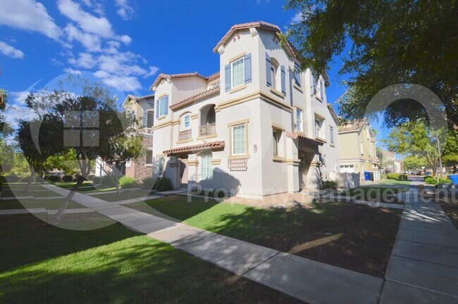 Building Photo - 4232 E Jasper Dr