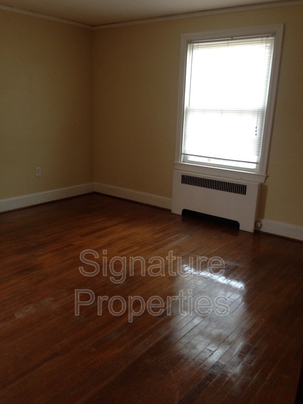 Foto del edificio - 534 Logan St