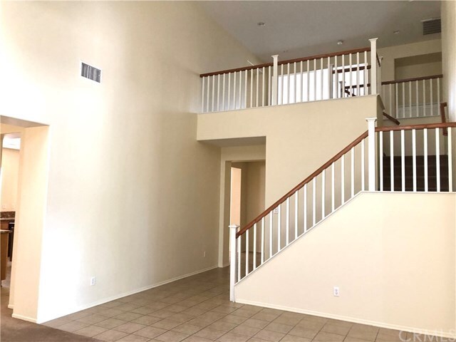 Building Photo - 13783 Camino Cinco St