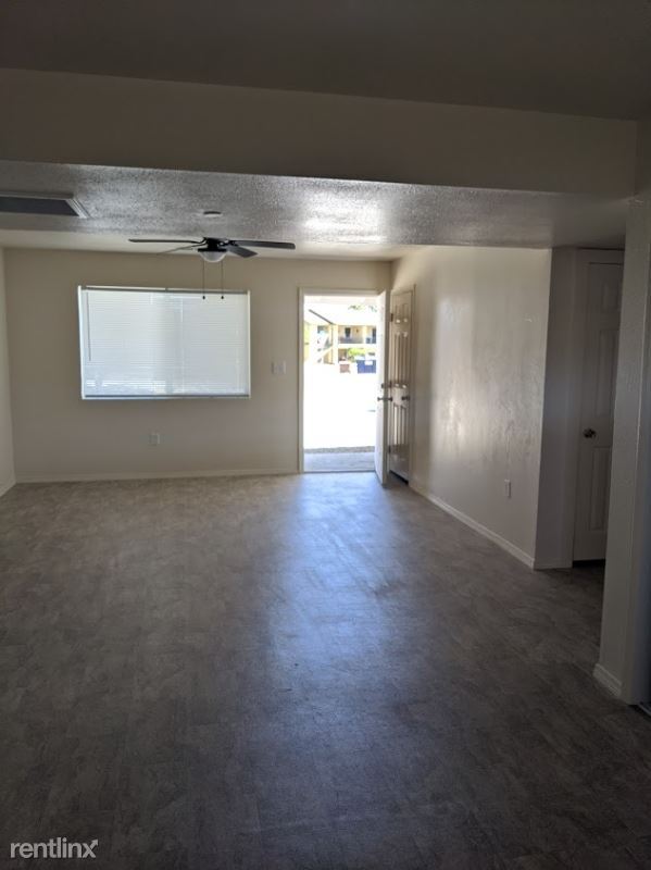 Foto del edificio - 2 br, 1 bath Apartment - 3100 N Bob Court