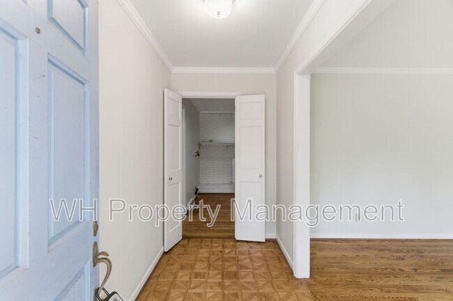 Foto del edificio - 5724 Knob Rd