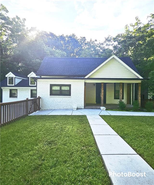 Primary Photo - 16 Johnson Rd NW