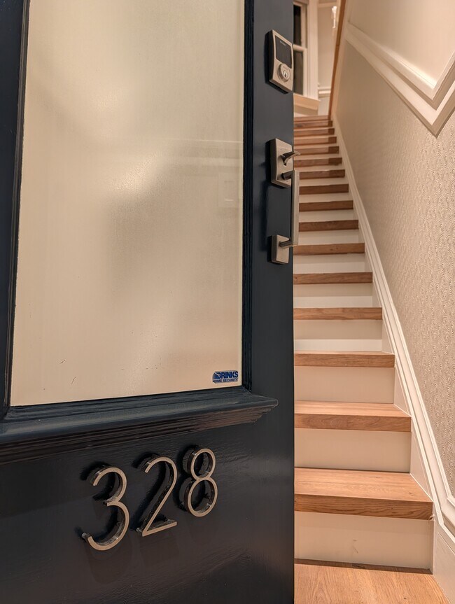 ¡Bienvenido a casa! - 328 Lexington St