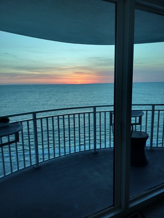 Building Photo - 2625 S Atlantic Ave