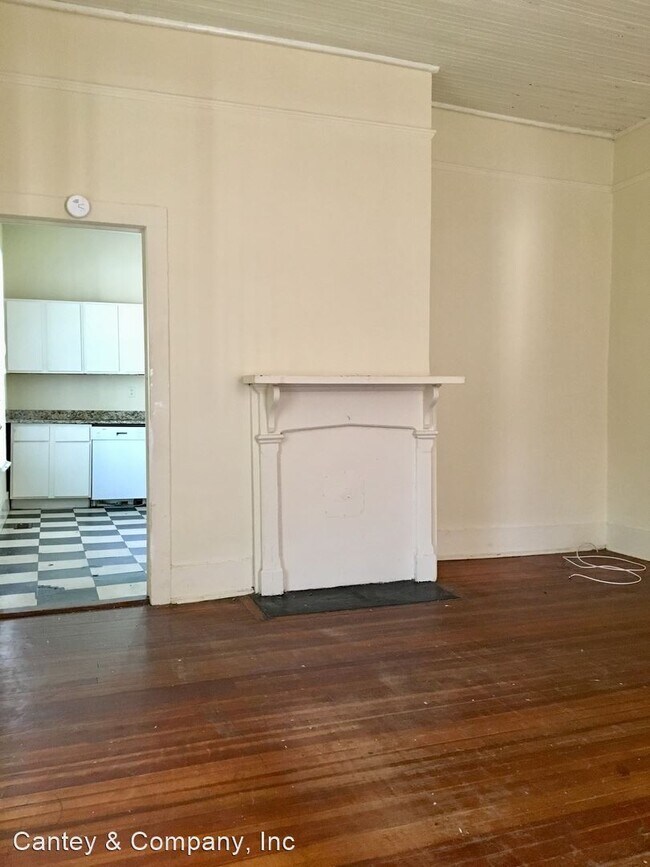 Building Photo - 518 Whaley St