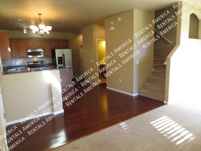 Foto del edificio - 1350 S Greenfield Rd