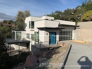 Building Photo - 2731 E Comanche Dr