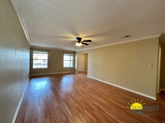 Building Photo - Beautiful 3 Bedroom Home in Mary Esther