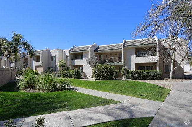 Foto del edificio - The Woods Apartments at Midvale Park