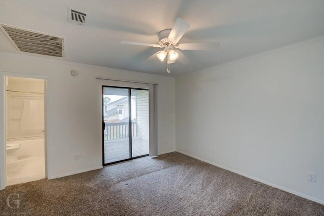 Building Photo - 3636 Greenacres Place Dr