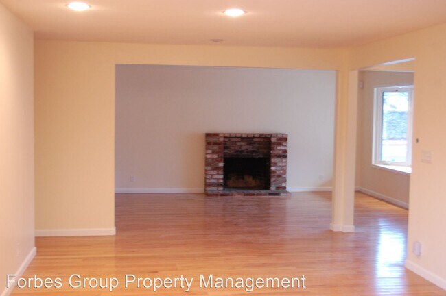 Foto del edificio - 3 br, 2 bath House - 2779 Smithers Drive