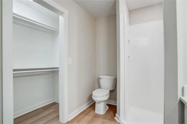 Foto del edificio - 1429 S Willow St