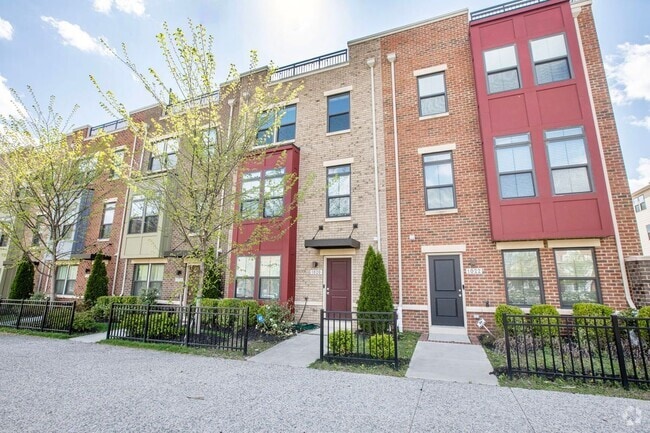 Building Photo - 1020 N Durham St