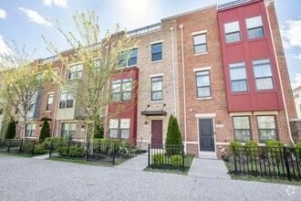Building Photo - 1020 N Durham St