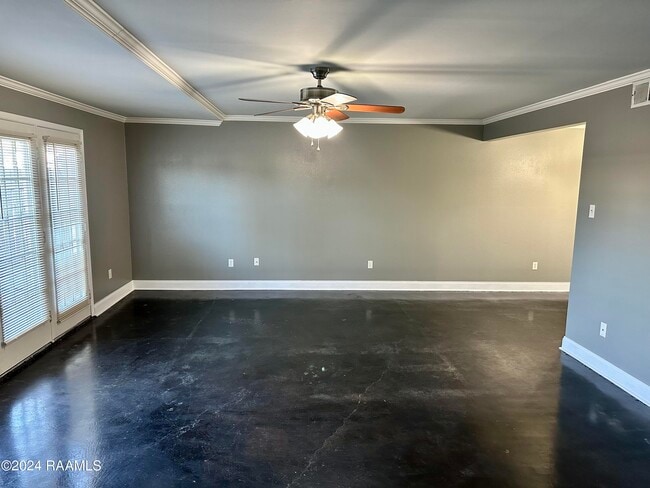 Building Photo - 200 Lodge Dr