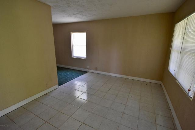 Building Photo - 2 bedroom in Jacksonville FL 32209