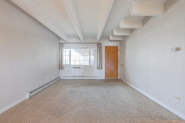 Building Photo - 50 N Clarkson St