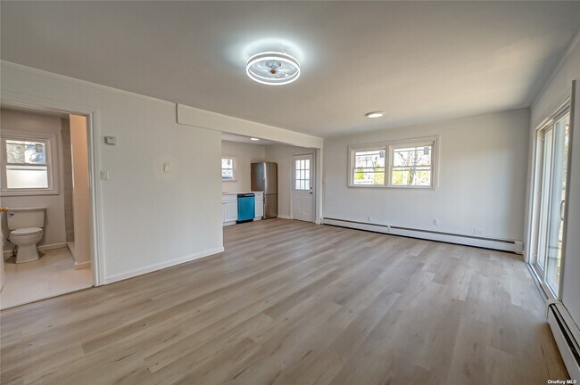 Foto del edificio - 28 Lynncliff Rd