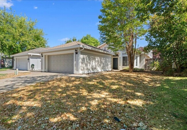 Foto del edificio - 6540 Shasta Creek Way