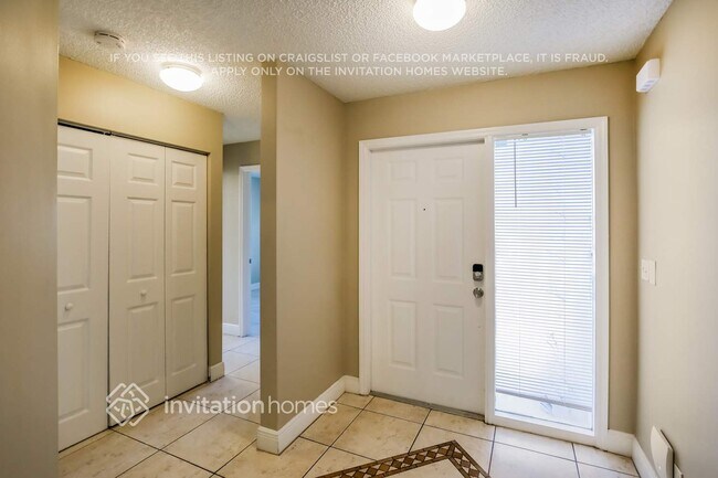 Building Photo - 6249 Island Way