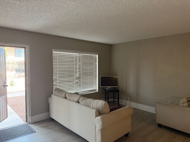 Foto del edificio - 1 Bedroom 1 Bath In Central Las Vegas