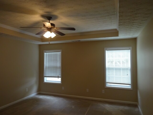 Building Photo - 110 Village Drive