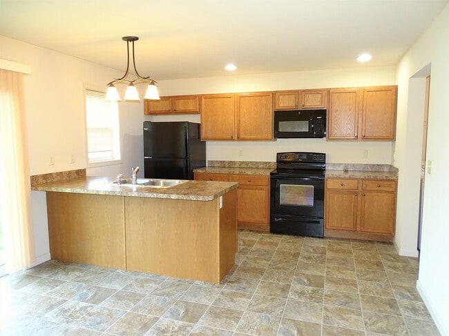 Building Photo - 414 Marlene Way