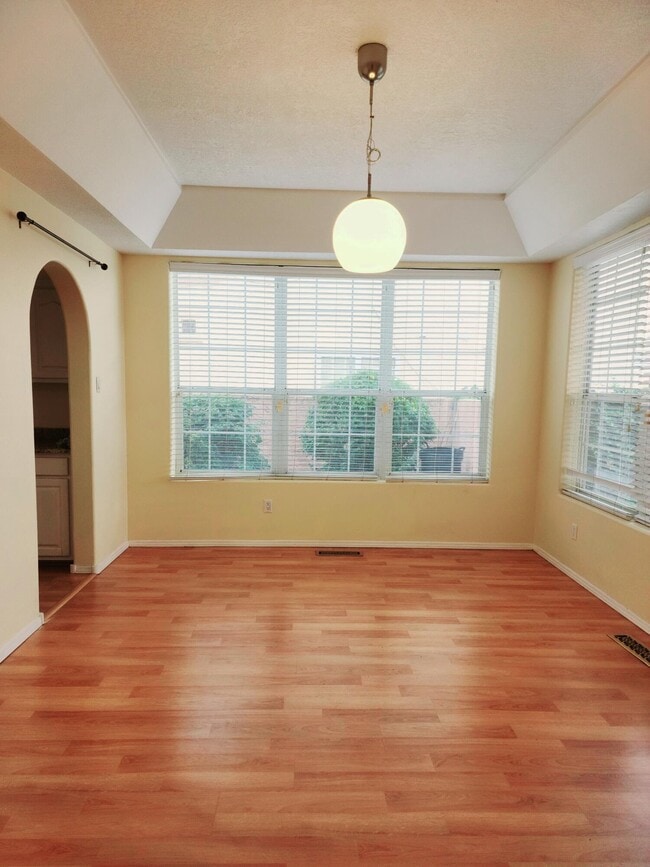 Foto del edificio - 7204 Cardiff Ave NE