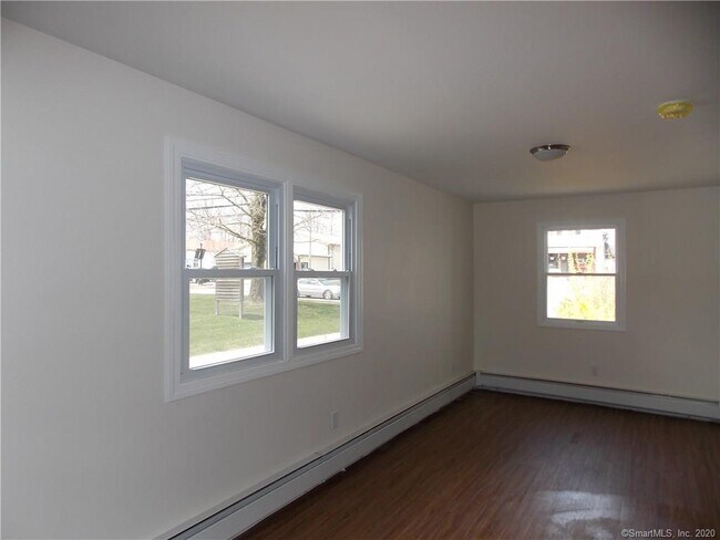 Foto del edificio - 94 Lebanon Ave