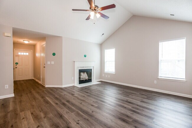 Foto del edificio - 8631 Bodkin Ct