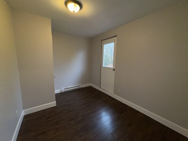 Building Photo - 192 Archibald St