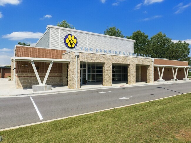 Foto del edificio - 127 Westerbrook Dr