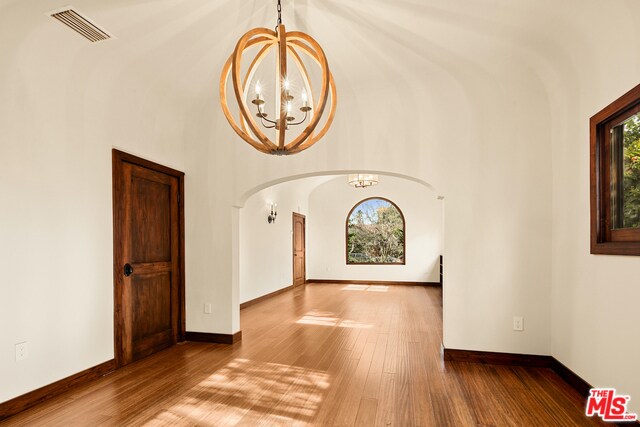 Foto del edificio - 637 N Alta Vista Blvd
