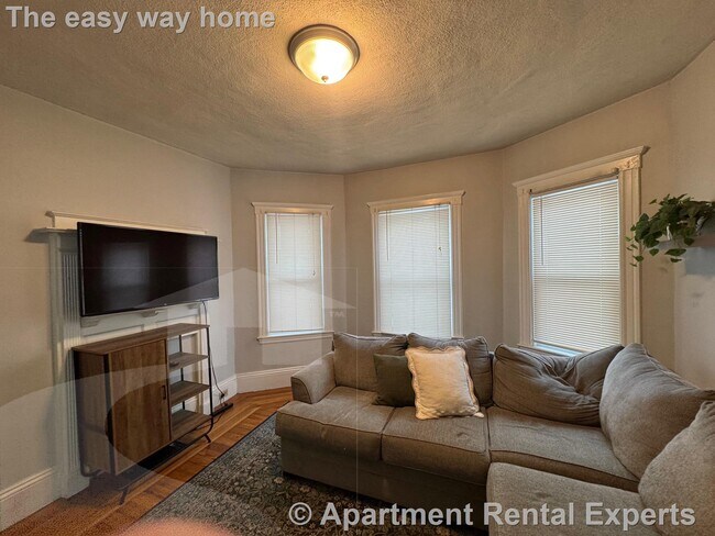 Foto del edificio - 22 Spencer Ave