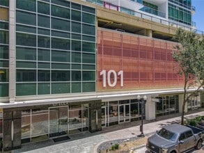 Building Photo - 101 S Eola Dr