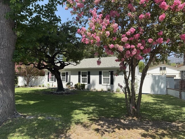 Building Photo - 4841 Revlon Dr